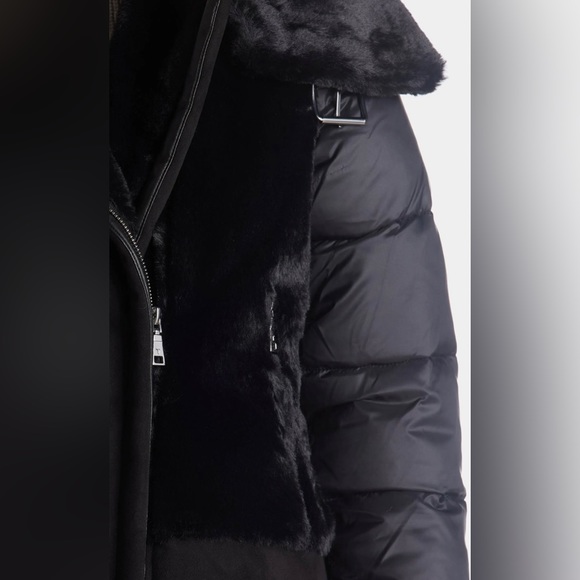 TAHARI. Black faux fur (LARGE coat. Silver hardware. - Picture 3 of 7